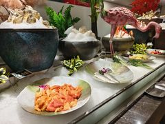 -金马门国际美食百汇(珞喻路店)