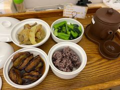 -雪梅月子中心(华侨城店)