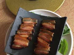 瓦片五花肉-翠云楼·汽锅鸡·云南特色菜(翠湖公园店)