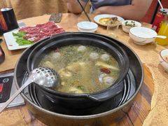 -濠轩阁特色生蚝火锅(水湾路店)