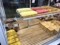 -焙丽拾光(麦凯乐直营店)