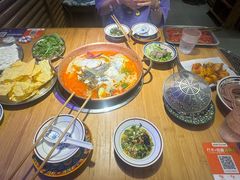 -洱火云南酸菜牛肉火锅(石景山当代商城店)