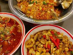 -堂瓦里·33年传统赣菜(第一街区店)