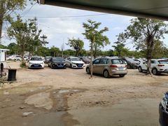 -一嗨租车(凤凰机场店)