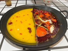 金汤板栗鸡鸳鸯锅-朱光玉火锅馆(正弘城店)