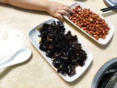 -墨脱石锅椰子鸡•香草鸭•东山羊(大东海店)