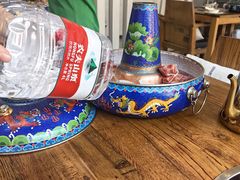 -毛辣果·贵州红酸汤牛肉火锅(西单店)
