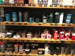 零售区-星巴克(广州动漫星城东区店)