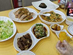 -鹏城人家海鲜酒家·23年老字号(较场尾店)