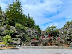 -梭布垭石林景区