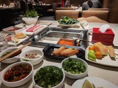 -海底捞火锅鲜切牛肉主题店(长寿路店)