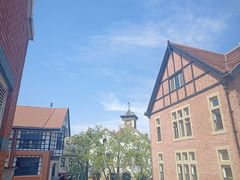 -钟书阁(松江泰晤士小镇店)