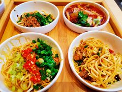 四小碗-贰拾捌味·宜宾燃面(春熙路旗舰店)