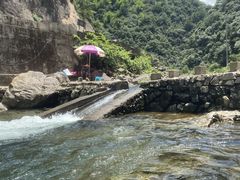 -安吉龙王山峡谷漂流