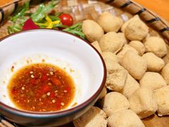 -老滇山寨•云南特色菜•地方菜•民族风情歌舞表演(金碧店)