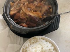 -赵家牛肉砂锅(台西三路店)