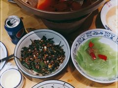-寻钵记民菜馆·正宗常德钵子菜(滨湖路店)