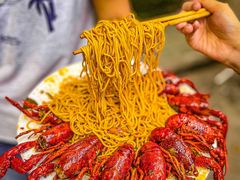 -捌贰虾蟹·江湖菜馆(江汉路店)