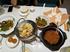 -绿草地·湘菜(悦方ID mall店)