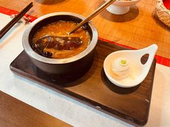 葱烧关东六刺参-鲤院·新中式美学·庭院餐厅(夫子庙店)