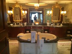 -广州富力丽思卡尔顿酒店