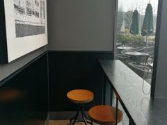 靠窗位-星巴克(苏州诚品店)