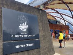 -怀托摩萤火虫洞