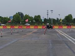 -东方时尚驾校摩托车考试场(东方时尚驾校西区店)