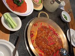 -潮火锅·麻辣牛肉火锅(观音桥方圆·LIVE店)