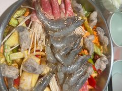 -黄记煌三汁焖锅(新佳丽江汉路店)