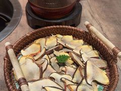 -蘑界·野生菌火锅(深业上城店)