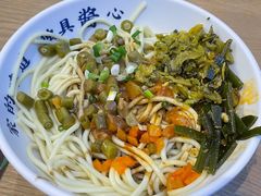 武汉热干面-文叔·湖北名小吃·小龙虾(华强北店)
