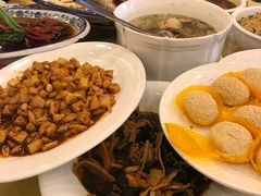 -山明水秀大饭店