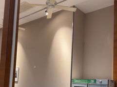 -黔蘑菇四季餐厅(观山湖店)