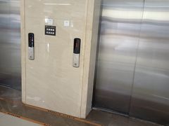 -丽江市人民医院