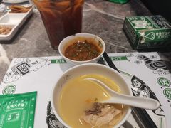 -禄婶鸡煲·打边炉