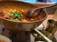 -成都你六姐·牛肉冒菜(上海环宇荟店)