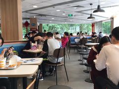 -麦当劳(东方时代广场分店)