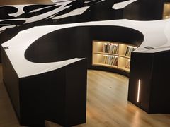 -涨巢·潮玩水疗局