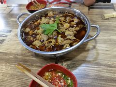 -肥肠鸡冷锅串串(广元利州广场店)