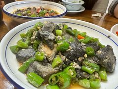-芦茨金富饭庄·25年老字号·专做稻草鸡