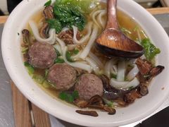 -潮界(LU·ONE凯德晶萃广场店)