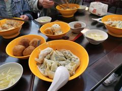 三鲜馄饨-毛华美食(清扬路店)