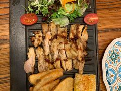 -I HOLIC艾豪丽披萨(KKone店)