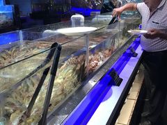 -V-ONE西雅图海鲜自助餐厅(仓山万达广场店)