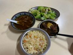 -炬龙牛肉店(新华店)