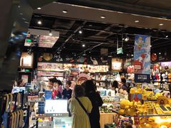 -酷乐潮玩(城西银泰城店)