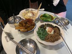 -CowCow其其·牛杂咖啡公司(六运店)