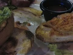 -拉亚汉堡经典餐厅(商城路店)