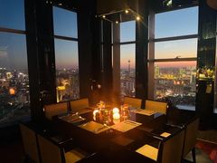 -唐拉雅秀酒店-西锦汇空中BBQ·思创餐厅